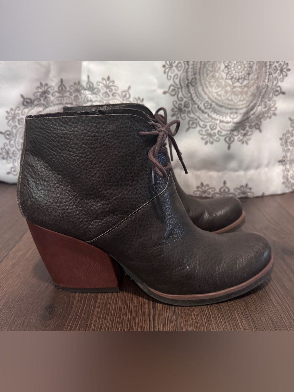 Korks by Kork-Ease Leather Lace Up/Zip Up Ankle Booties Size 8M Dark Brown Olive